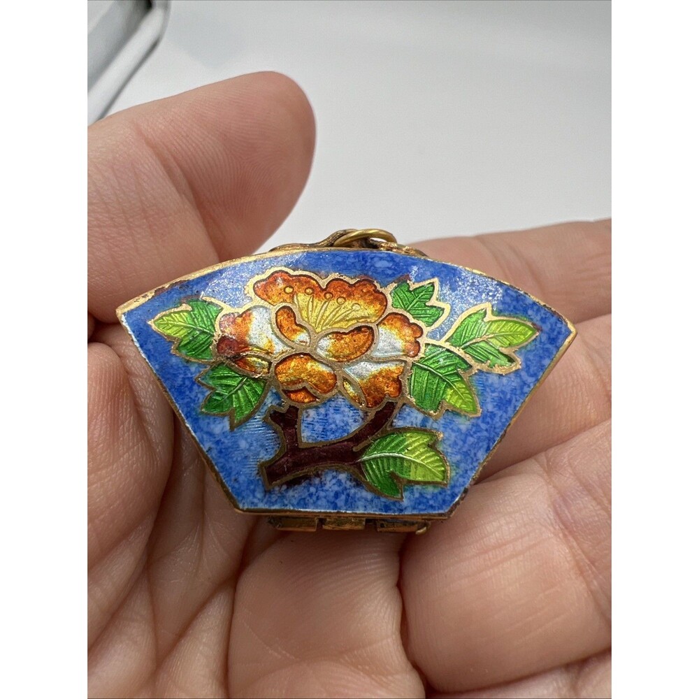 Petite Enamel Cloisonne Golden Floral Hinged Trinket Box Pill Box Pendant
